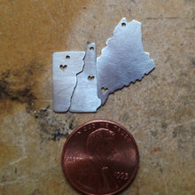 Load image into Gallery viewer, Heart of Maine Necklace