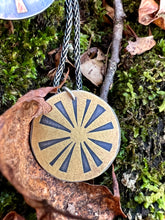 Load image into Gallery viewer, Keum-boo Golden Sunburst Necklace