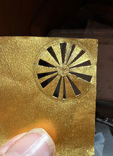 Load image into Gallery viewer, Keum-boo Golden Sunburst Necklace