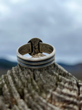 Load image into Gallery viewer, Rosecut grey star sapphire with triple wire band ring