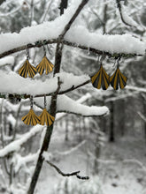 Load image into Gallery viewer, Keum-boo Gingko Leaf Earrings in 24K Gold and Silver (Large)