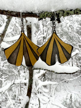 Load image into Gallery viewer, Keum-boo Gingko Leaf Earrings in 24K Gold and Silver (Large)
